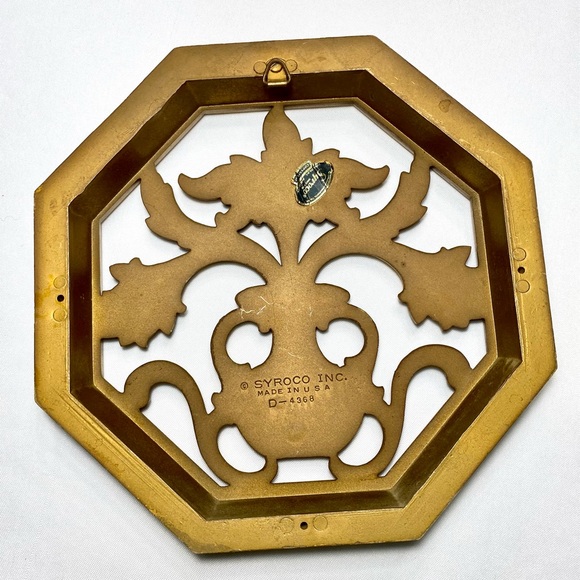 2 Scone Decoration Syroco Wall hangings 2 pc Set Octagon Hand Painted Gold - Picture 6 of 11